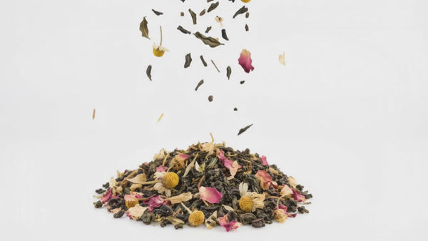 WILDGEVITY teas ingredients in motion